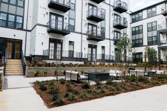 Exterior View With Architectural Details at The Quarter House, Jackson, 39216