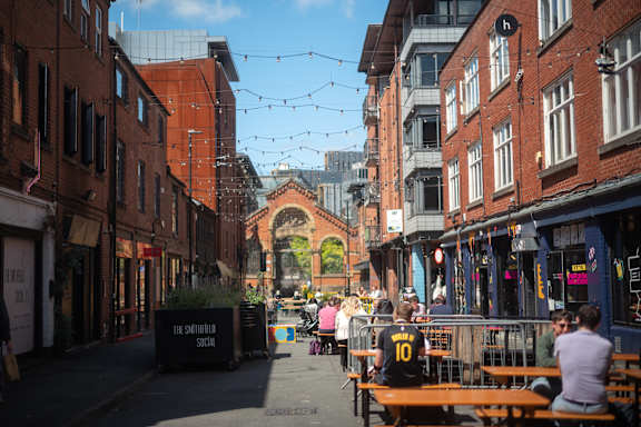 Outdoor dining experience at Fairfax Apartments, Manchester