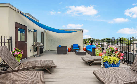Rooftop Deck with Grill at 2800 Girard Apartments, Minneapolis, Minnesota