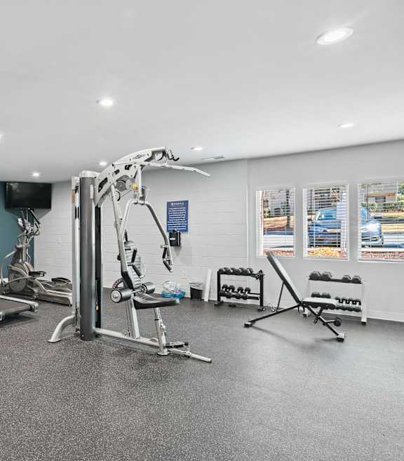 the gym at the preserve apartments