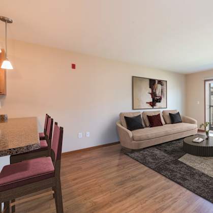 Bismarck, ND Stonefield Apartments | Living Room