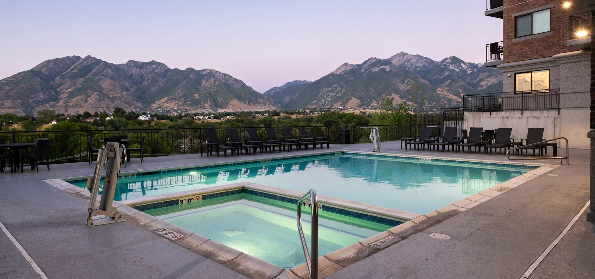 Pool at The Ridge Apartments (7 of 8)