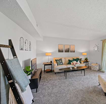 the preserve at ballantyne commons living room