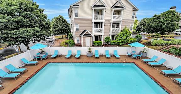 pool area the point at city line