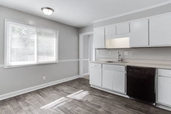 Large Kitchen at The Mason Mills Apartments, Decatur, GA