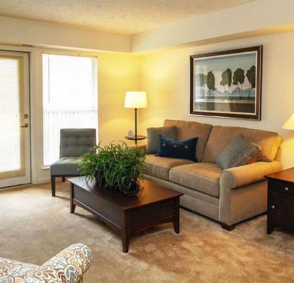 Apartments in Oshtemo, MI Tall Oaks Apartment Homes