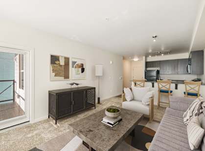 Living area at Maddox Apartments