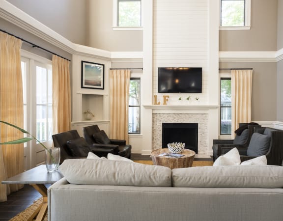 Clubhouse with TV and Ample Seating at Legacy Farm located in Collierville, TN 38017