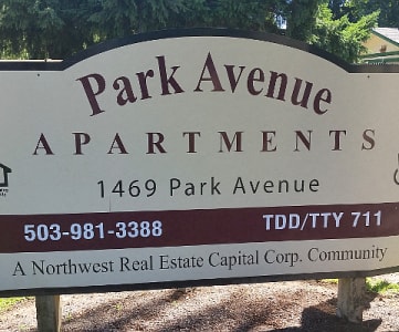 Park Avenue  sign