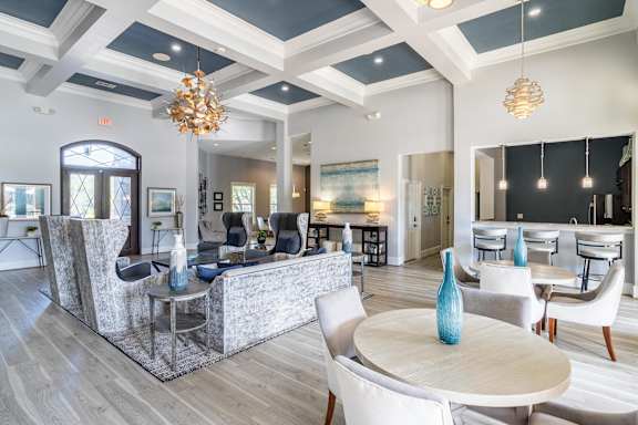 Resident Lounge at Avenues at Tuscan Lakes, League City, 77573