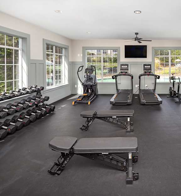 the preserve at ballantyne commons resort swimming pool