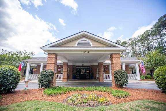 Courtyard View at Spring Arbor of Wilson, North Carolina