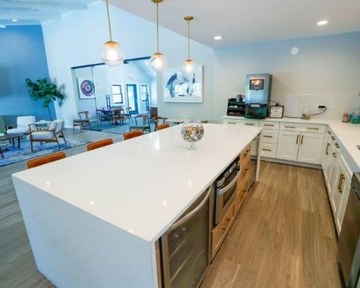 Photo Gallery Image
