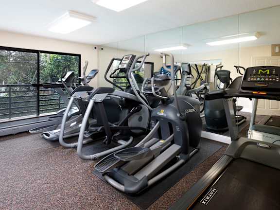 Apartment Fitness Center at Burbank Gardens Apartments, California, 91411