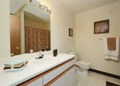 Thumbnail 16 of 25 - Bathroom