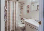 Thumbnail 41 of 50 - Bathroom