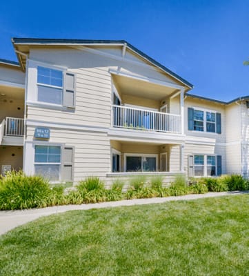 Beautifully Landscaped Grounds at Harvest Park Apartments