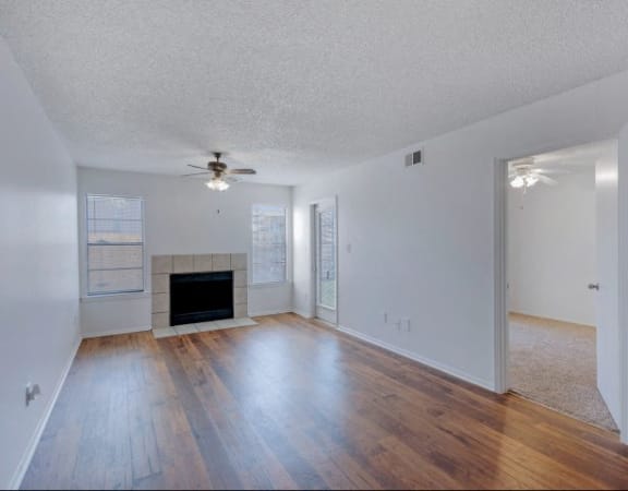 Jasmine Creek Apartment