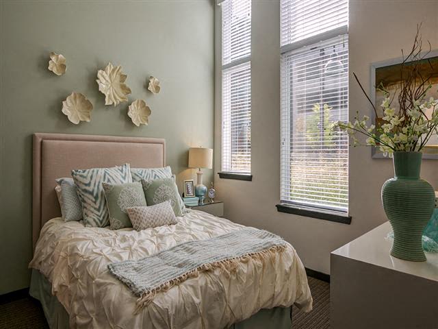 The Flats at Taylor Place bedroom with tall ceilings - Nashville, TN