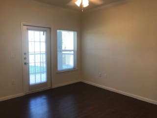 High Ceilings at CLEAR Property Management , The Lookout at Comanche Hill, San Antonio, TX