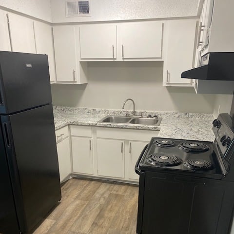 Kitchen at Sumner Estates Apartments in Hendersonville Tennessee