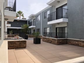 Blix32 courtyard with view of exterior buildings