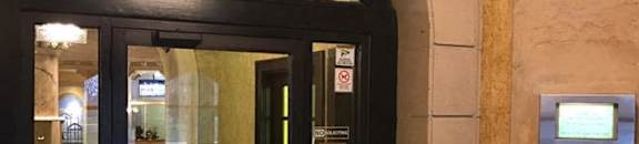 Front Vestibule at Park View Apartments, Chicago, IL