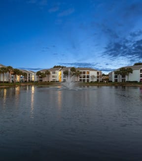 Community Pond and Landscape at Haven at Water's Edge Apartments in Tampa, FL-SMLAM.