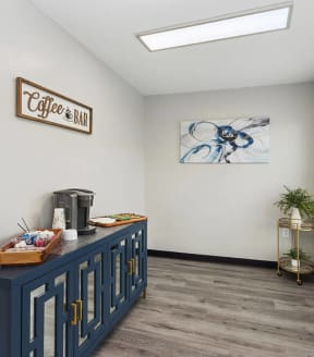 Community Coffee Station at Parc at Creekside Apartments in Kansas City, MO-SMLAM.