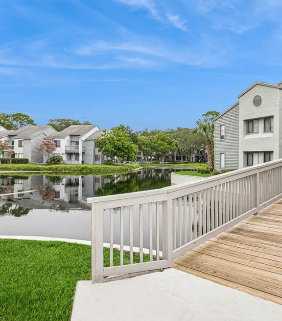 Resident lounge at Huntington Place Apartments in Sarasota, Florida
