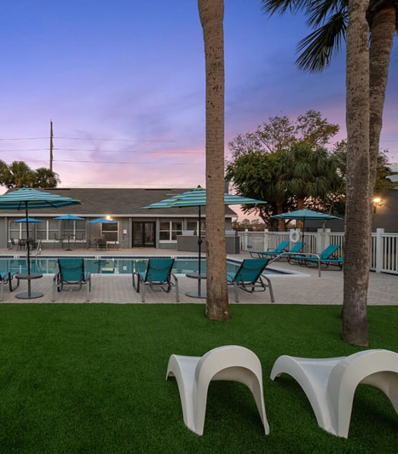 Outdoor Lounge Area with Covered Furniture at Park at 7200 Apartments in Jacksonville, FL-SMLAM