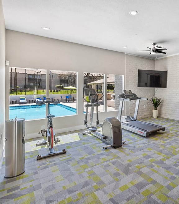Fitness center at Hampton Park