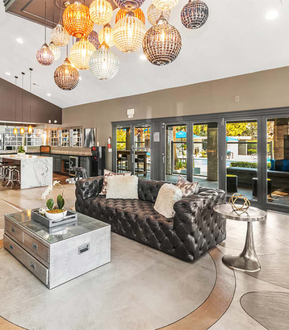 Clubhouse lounge area at Reflections at the Lakes Apartments