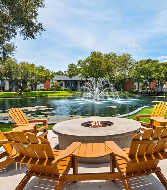 Firepit patio at Bridges at Bayside Apartments in St. Petersburg, Florida