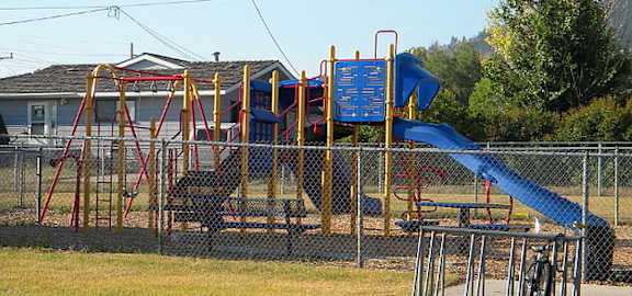 Playground Broadwater Village