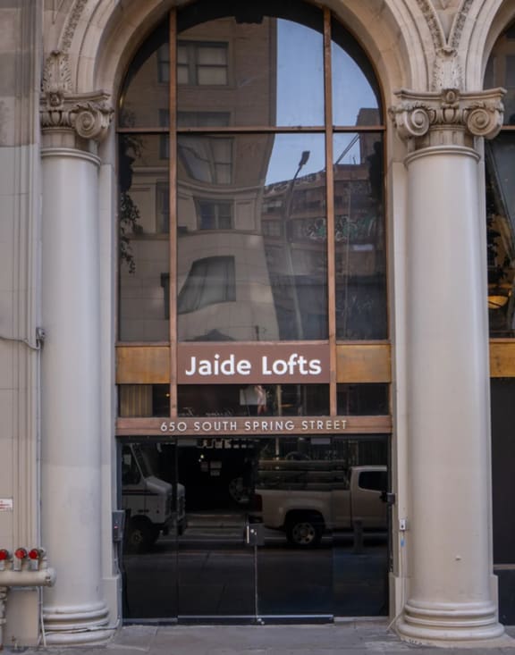 the entrance to the jade store in the city