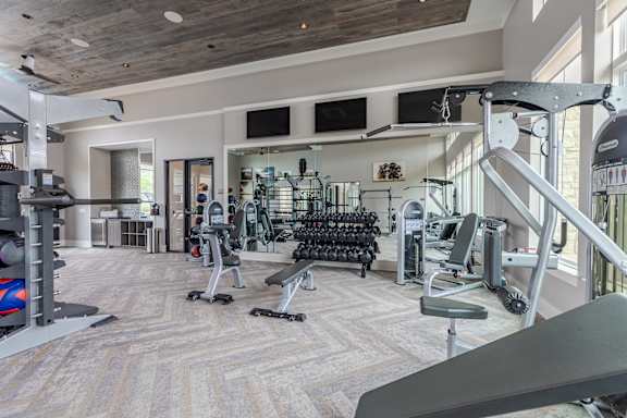 Full Fitness Studio