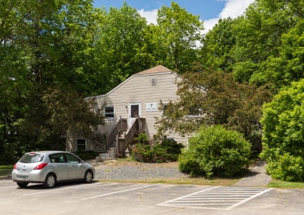 front of property, the carriage house at strasburg