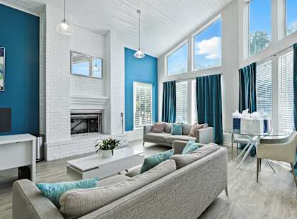 Social lounge at Newport Apartment Homes in Nashville TN