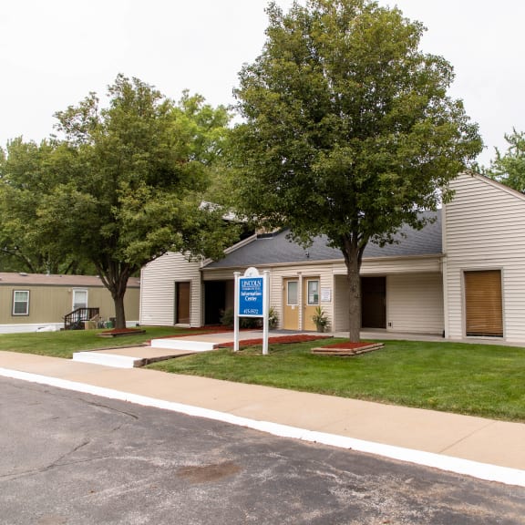 building exterior with signage at Maple Grove in Lincoln, NE
