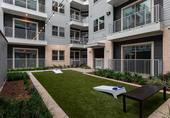 Outdoor Entertainment Space at The Flats at West Alabama, Texas