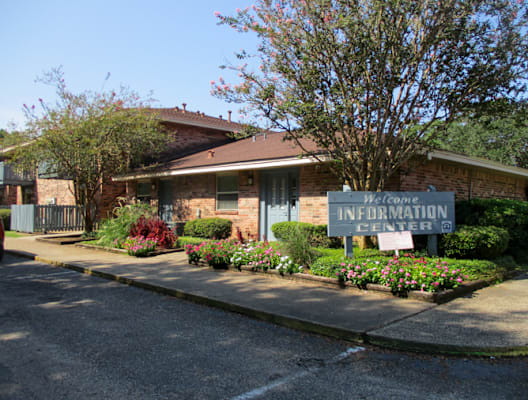 A building with a sign that says "Information Center".
