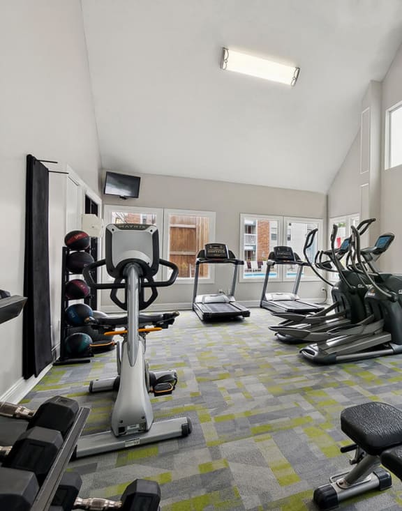 Community Fitness Center with Equipment at Park 2300 Apartments in Charlotte, NC-MEDAM.