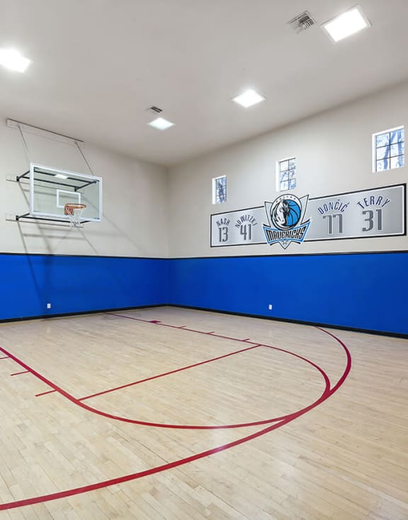 Community Indoor Basketball Court at Allure North Dallas Apartments in Dallas, TX-MEDAM.