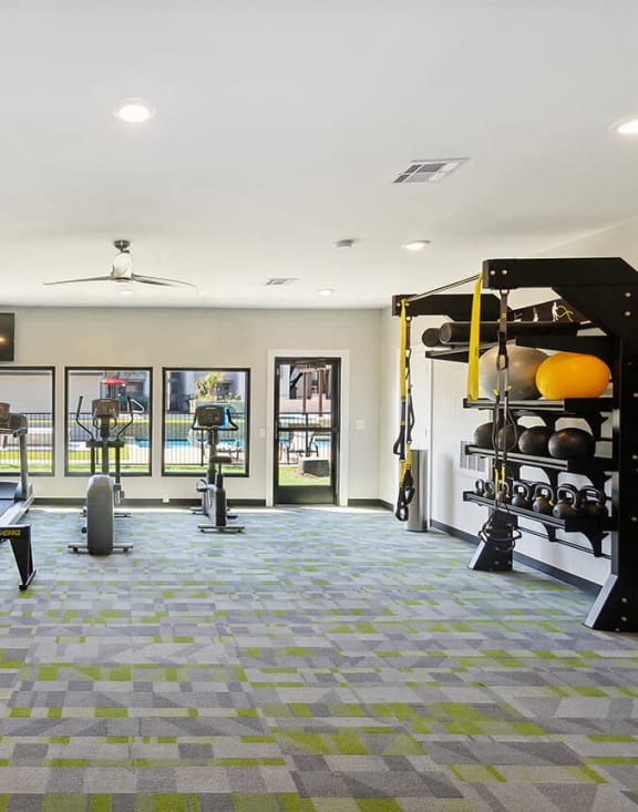 Fitness center at Cobblestone apartments, Arlington