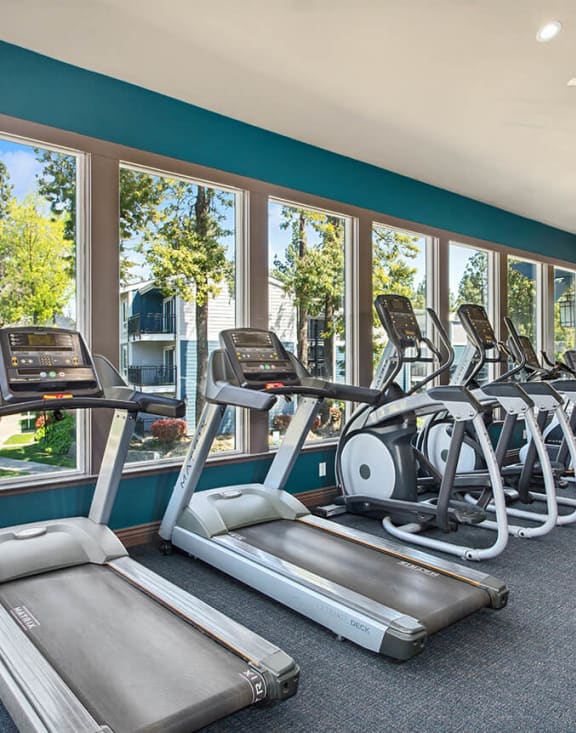 Fitness center at Fountains at Point West