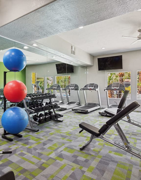Fitness center at Verraso