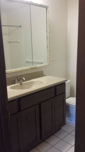 Edina Manor Apartments bathroom, Edina, Minnesota