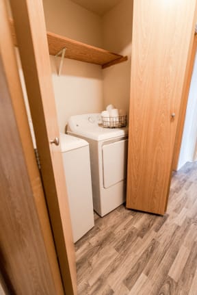 Tacoma Apartments - Monterra Apartments - Laundry