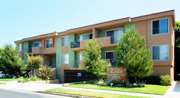 Property Exterior at Lido Apartments - 3130 Bagley Ave, Los Angeles, 90034